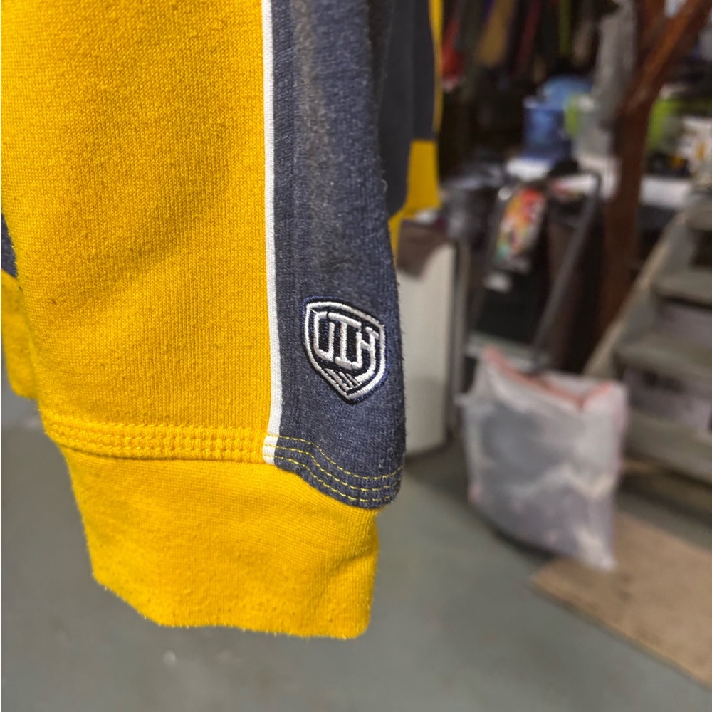 Buffalo Sabres Navy and Yellow Sports Hoodie - Picture 3 of 4